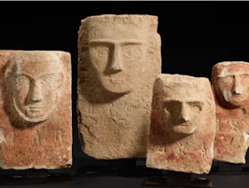 بريطانيا تنقذ أحجاراً يمنية مسروقة وتعرضها في متاحفها