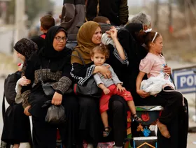 البقاء على قيد الحياة.. أمنية أهل غزة في عيد الفطر