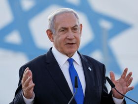نتنياهو عن هجمات "حزب الله" على إسرائيل: "لعب بالنار"
