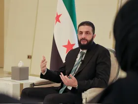 الشرع: الفوضى بسوريا ستضر العالم.. وقد نحصل على دعم عسكري من تركيا وروسيا