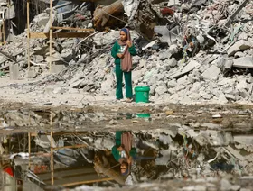 غزة.. كارثة صحية "صامتة" وسط أنقاض الحرب