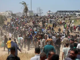 تقرير: إسرائيل تقتل 125 فلسطينياً على أبواب مراكز المساعدات