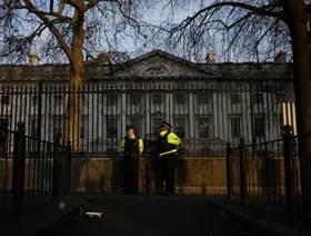 رغم مخاوف التجسس.. بريطانيا توافق على إنشاء أكبر سفارة صينية في أوروبا