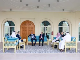 وفد عربي يعرض خطة إعادة إعمار غزة على ويتكوف في الدوحة