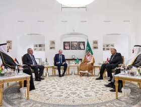 "السداسية العربية" تطالب بوقف النار في غزة وتعارض اجتياح رفح