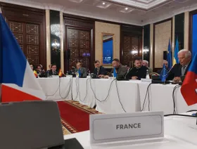 وزراء خارجية الاتحاد الأوروبي يجتمعون في كييف.. وأوكرانيا: الدعم الأميركي لا يضعف