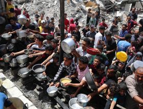خطة توزيع المساعدات في غزة.. فكرة إسرائيلية يقودها ضابط CIA سابق و"منظمات غامضة"