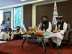 أستراليا تفرض عقوبات وحظر سفر على 3 وزراء في حكومة طالبان