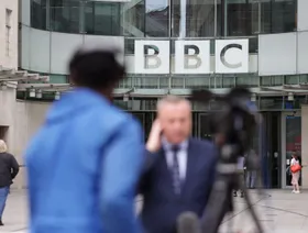 اتهامات لـBBC بالتحيز لإسرائيل.. و100 موظف يوقعون رسالة مفتوحة