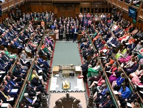 الاستخبارات البريطانية تتهم الصين بالتجسس ومحاولة "تجنيد" نواب البرلمان