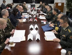 عقب محادثات عسكرية.. الصين: لا تراجع بشأن تايوان وعلى واشنطن وقف استفزازاتها