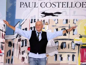 وفاة بول كوستيلو مصمم أزياء الأميرة الراحلة ديانا عن 80 عاماً