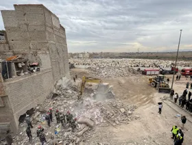 المغرب.. 22 ضحية في انهيار بنايتين متجاورتين بمدينة فاس