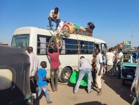 مصر تدعو مواطنيها إلى مغادرة السودان بسرعة وعدم السفر إليه