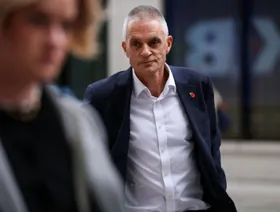 مدير BBC المستقيل لموظفيه: ارتكبنا أخطاءً كلفتنا وعلينا أن نقاتل من أجل صحافتنا