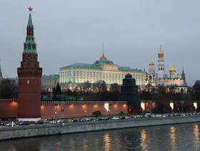 لماذا تصر روسيا على المفاوضات السرية بشأن أوكرانيا؟.. إليك التفاصيل