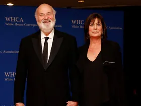 العثور على المخرج الأميركي روب راينر وزوجته متوفيين والشرطة تحقق في "شبهة قتل"