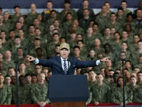 وزير الدفاع الأميركي يقيد تواصل المسؤولين العسكريين مع الكونجرس بشأن ضربات الكاريبي