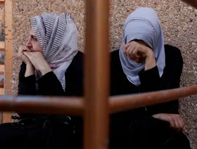 رهانات حماس وإسرائيل في حرب غزة: زيارة ترمب والاحتجاجات الداخلية والضغط العسكري