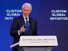 لجنة بـ"النواب الأميركي" تسعى لاستجواب كلينتون ضمن "تحقيق إبستين"