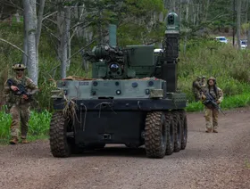 الجيش الأميركي يختبر روبوت MUTT متعدد الاستخدامات