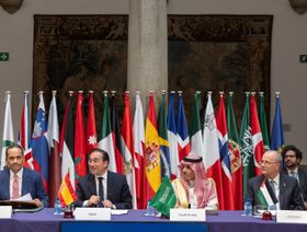 اجتماعات مدريد تبحث إنهاء معاناة غزة.. ومطالب بخطوات ملموسة لحل الدولتين
