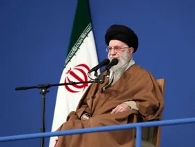 خامنئي يتوعد أميركا بـ"صفعة قوية" إذا تصرفت بناء على تهديدات ترمب
