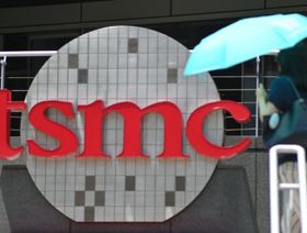 تايوان ترفض احتكار صناعة الرقائق.. وشراكة محتملة بين TSMC وIntel