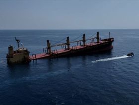 غرق السفينة روبيمار في البحر الأحمر.. الأولى منذ بدء هجمات الحوثيين