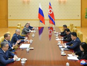 روسيا ترغب في "تعزيز العلاقات على كل المستويات" مع كوريا الشمالية