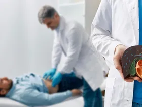 التهاب المرارة.. تعرف على أسبابه وأعراضه وطرق علاجه