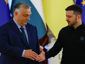 الاتحاد الأوروبي يتحرك لدفع طلب انضمام أوكرانيا ومولدوفا للتكتل متجاوزاً المجر