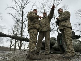 روسيا تكثف هجومها شرق أوكرانيا.. والشيشان تلوح بإرسال 3 آلاف مقاتل