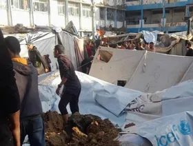 غارات إسرائيلية تستهدف مدرسة تؤوي نازحين بوسط غزة