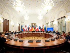 بمشاركة ويتكوف وكوشنر.. باريس تستضيف جولة محادثات جديدة بشأن أوكرانيا