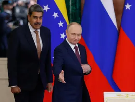 بوتين يؤكد دعم مادورو في مواجهة "الضغوط الخارجية المتزايدة"