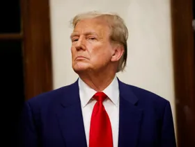 ترمب يخطط لفرض رسوم 100% على الأفلام الأجنبية