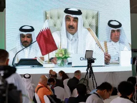 قمة الدوحة.. تضامن عربي وإسلامي مع قطر وسط دعوات لـ"محاسبة" إسرائيل