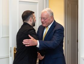 زيلينسكي يبحث الدفاعات الجوية مع كيلوج.. وترمب يدرس إرسال "باتريوت" لأوكرانيا