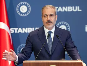 تركيا تشترط استكمال اتفاق 10 مارس بين دمشق و"قسد" لفتح المعابر مع سوريا