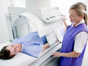 يسبب عدوى خطيرة قد تؤدي إلى الوفاة.. ما هو التهاب الصفاق؟