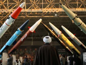 إيران تنفي اجتماع مبعوثها لدى الأمم المتحدة مع مستشار ترمب
