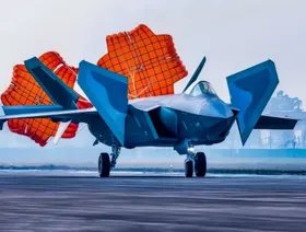 مقاتلة J-20S الصينية.. هل تصبح قاتلة حاملات الطائرات؟