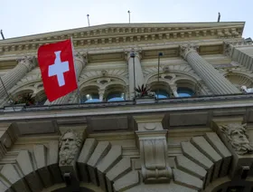 سويسرا.. قانون مُلزم باستخدام برمجيات مفتوحة المصدر