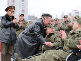 زعيم كوريا الشمالية يشيد بقوات بلاده العائدة من "مهمة روسيا"