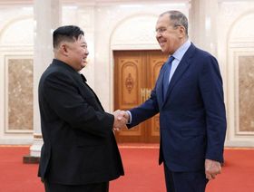 في مواجهة "معسكر الغرب".. روسيا تتعهد بـ"الدعم الكامل" لكوريا الشمالية