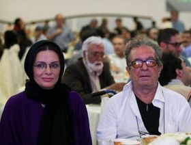 مقتل المخرج الإيراني داريوش مهرجوئي طعناً في منزله
