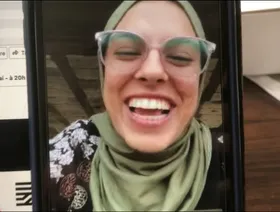 فاطمة حسونة.. مهرجان كان يحيي ذكرى صحافية فلسطينية قتلتها إسرائيل في غزة