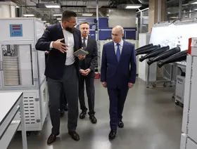 وسط جدل جرينلاند.. بوتين يستعرض قدرات موسكو في القطب الشمالي