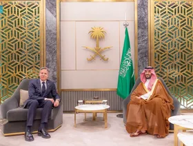ولي العهد السعودي يبحث مع بلينكن جهود وقف العمليات العسكرية في غزة